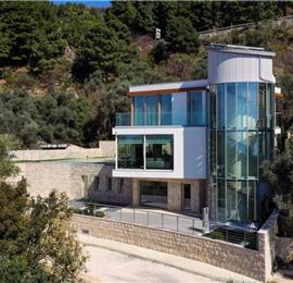 6 bedroom villa with pool and roof terrace, Sveti Stefan, sleeps 12